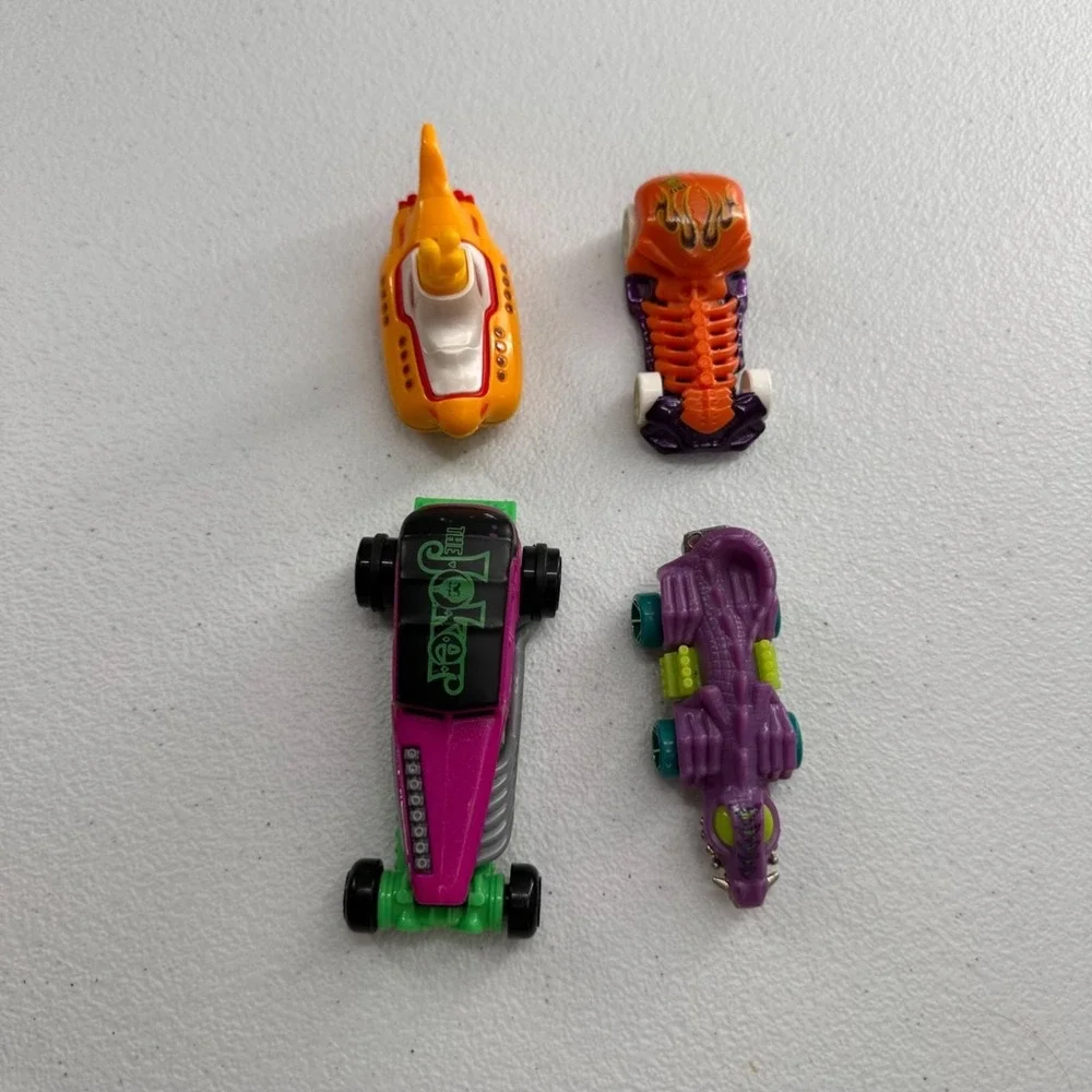 Hot Wheels 2014-2015 Collectible Die-Cast Toy Cars Set Of 4 Submarine‎ Joker Car